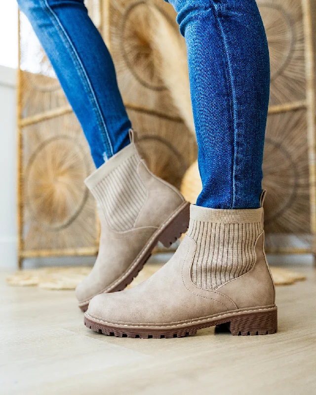 Corkys Cabin Fever Bootie 2 - Camel