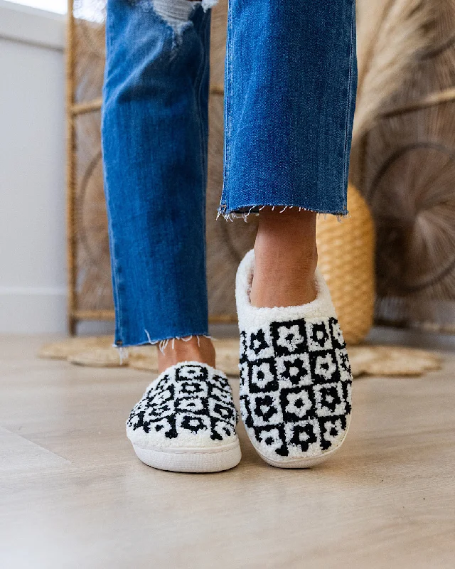 NEW! Floral Checkered Slippers - Black