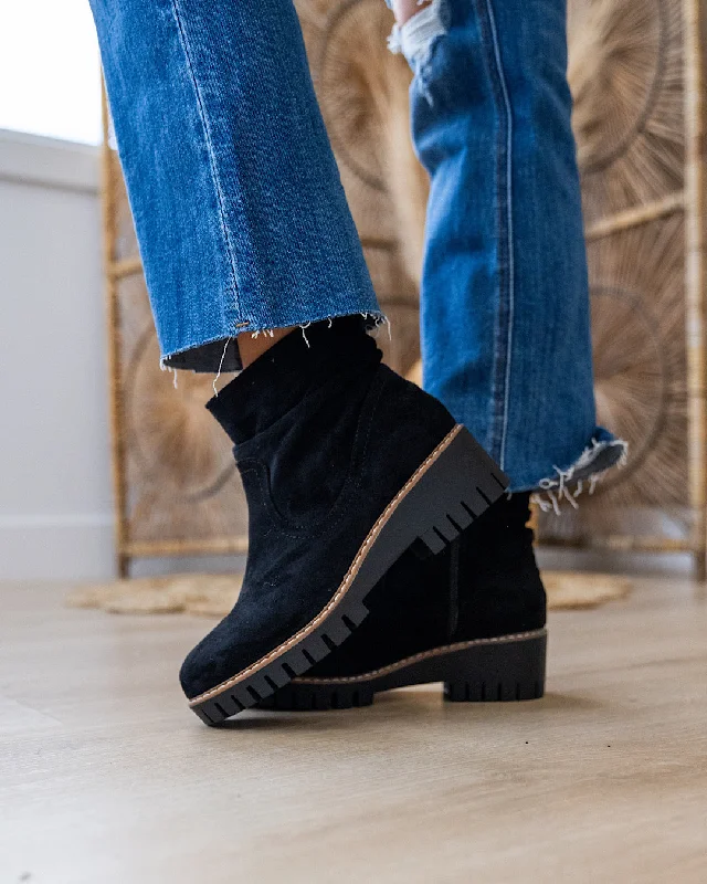 Very G Dashing Boots - Black